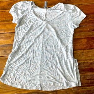 J.O. & Co top size large